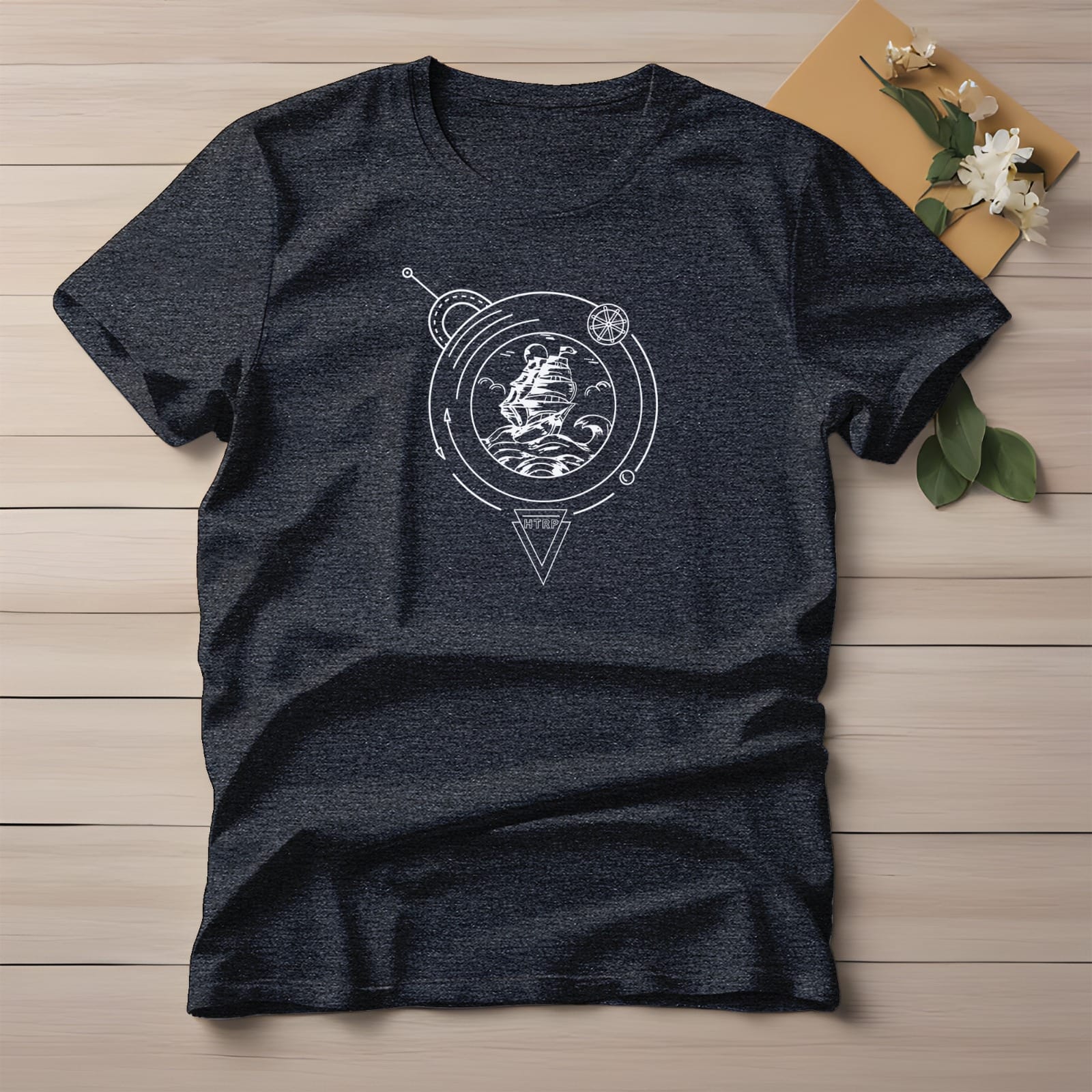 Short sleeve tee shirt